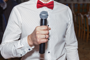 4 tips jadi mc atau pembawa acara yang baik untuk pemula