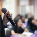 7 Cara Meningkatkan Skill Public Speaking