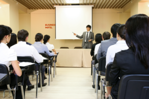 Empat cara berinteraksi dengan audiens dalam presentasi anda